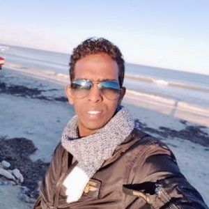 Meet your Posher, Aziz